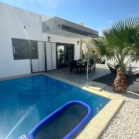 Casa Doly